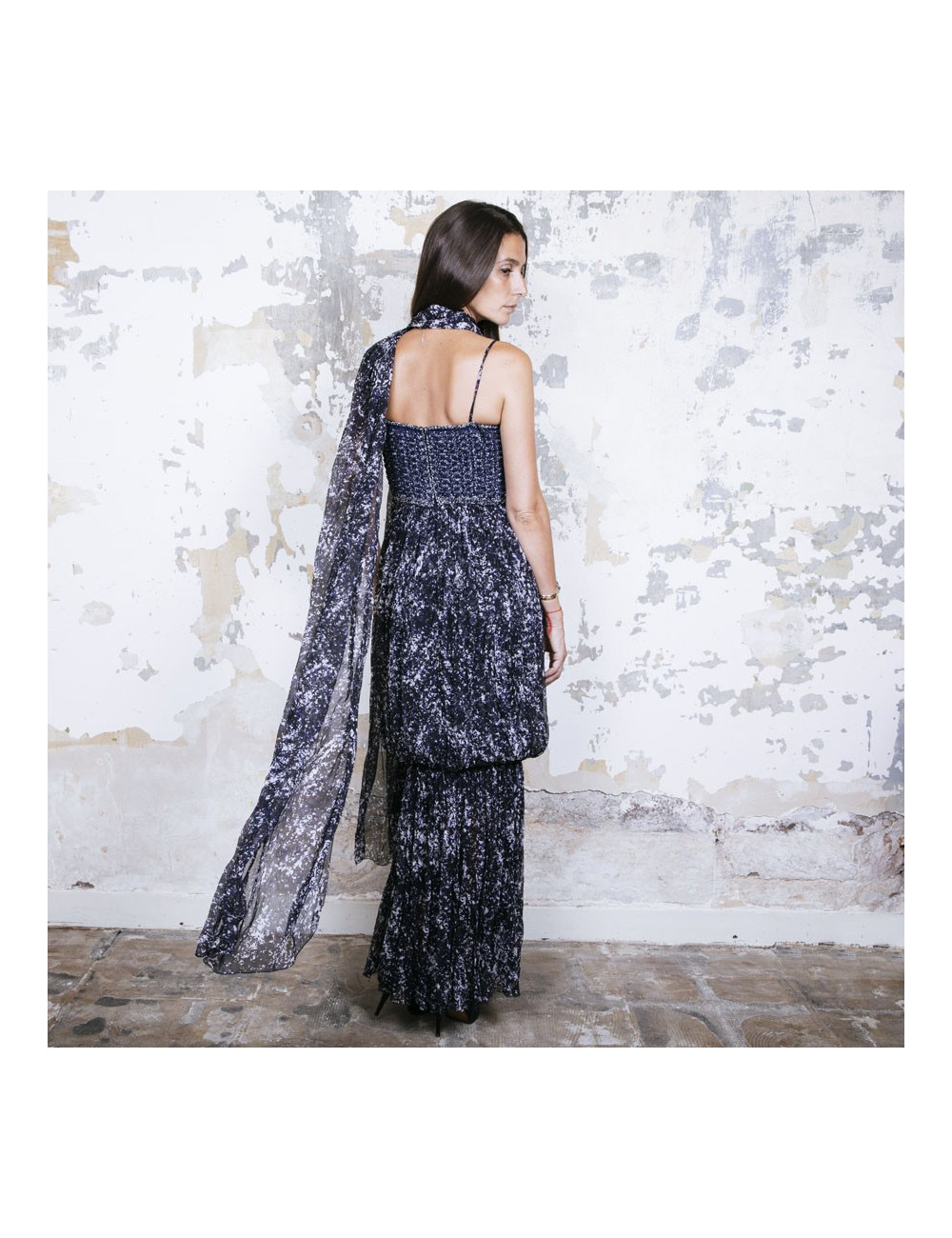 Robe longue du soir CHANEL T 34 en soie imprimée bleue et blanche