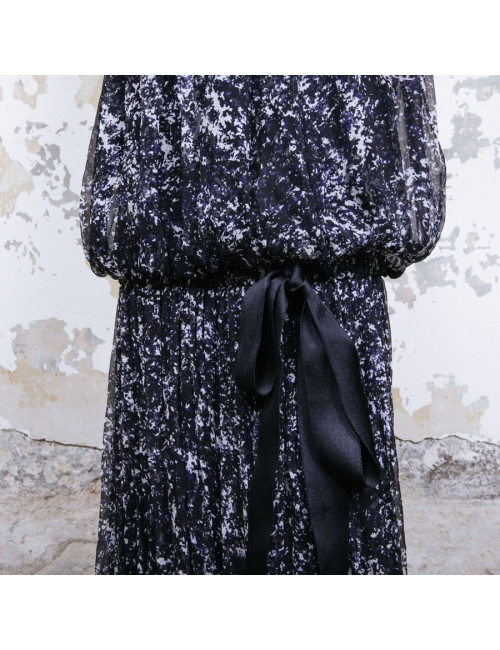 Robe longue du soir CHANEL T 34 en soie imprimée bleue et blanche