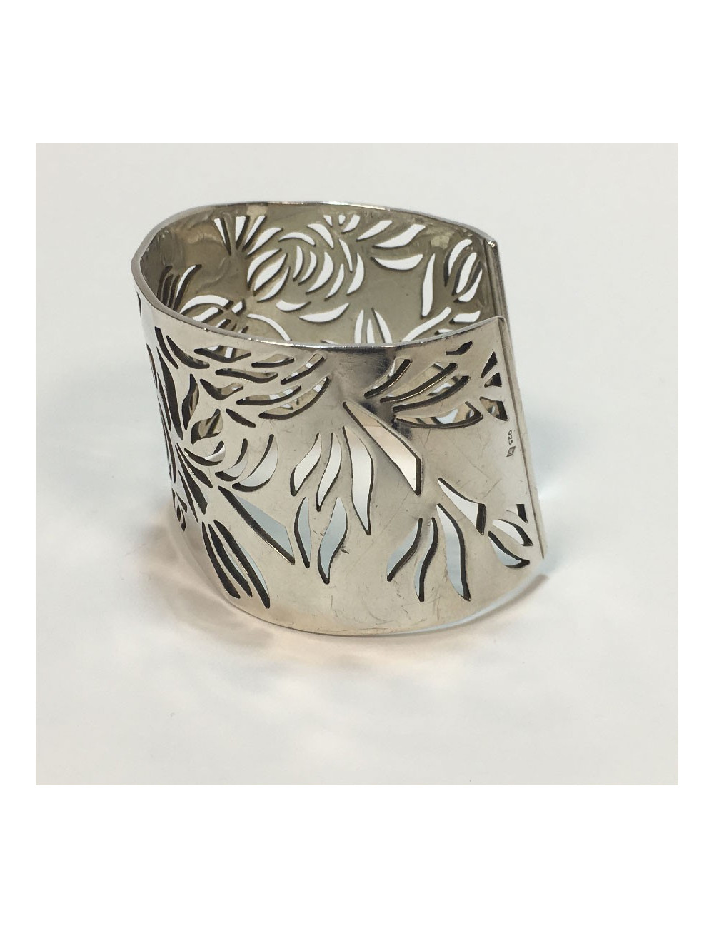 CHANEL 'camellias' cuff bracelet in sterling silver