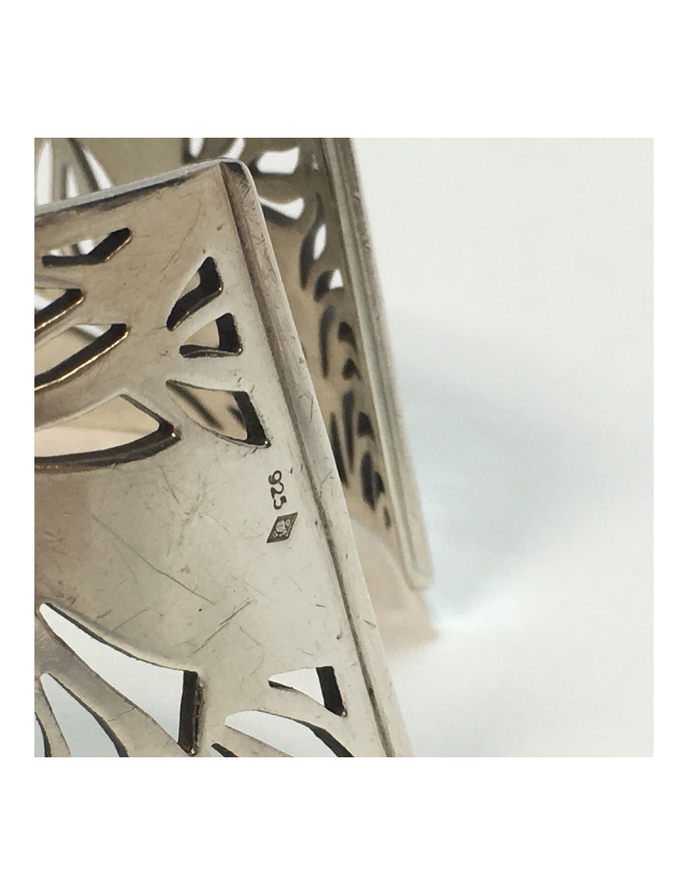 CHANEL 'camellias' cuff bracelet in sterling silver