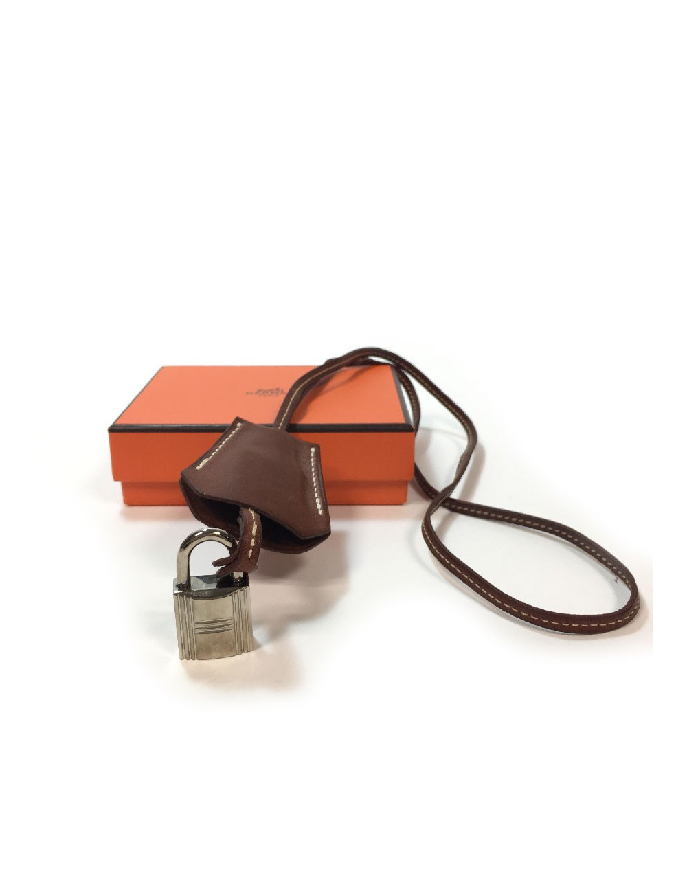 Cadenas HERMES en cuir veau barénia