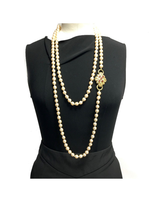 Sautoir long CHANEL en perles nacrées Vintage