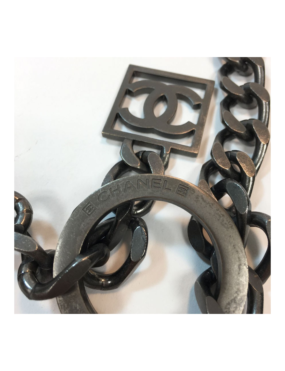 Ceinture sautoir CHANEL perles et métal ruthénium