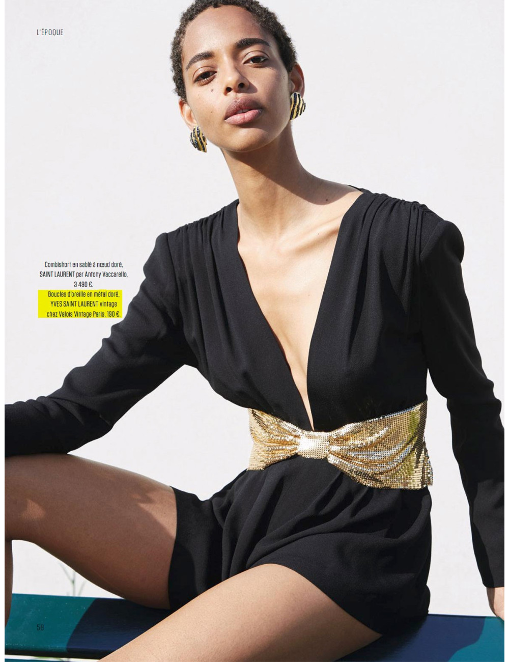 Boucles d'oreille YSL SAINT LAURENT Vintage coeur en métal doré