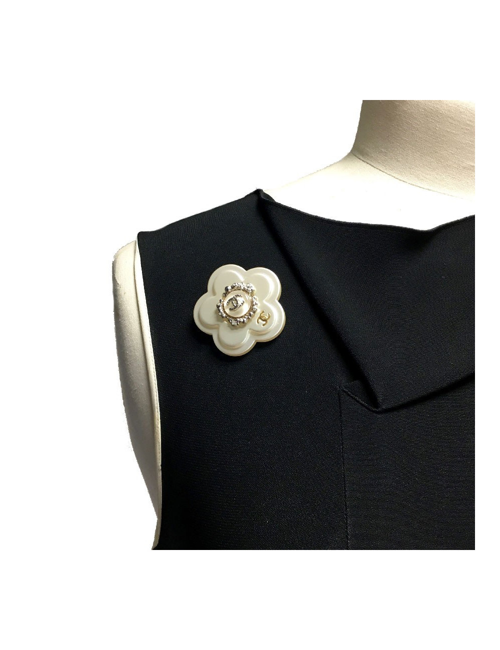 Broche CHANEL