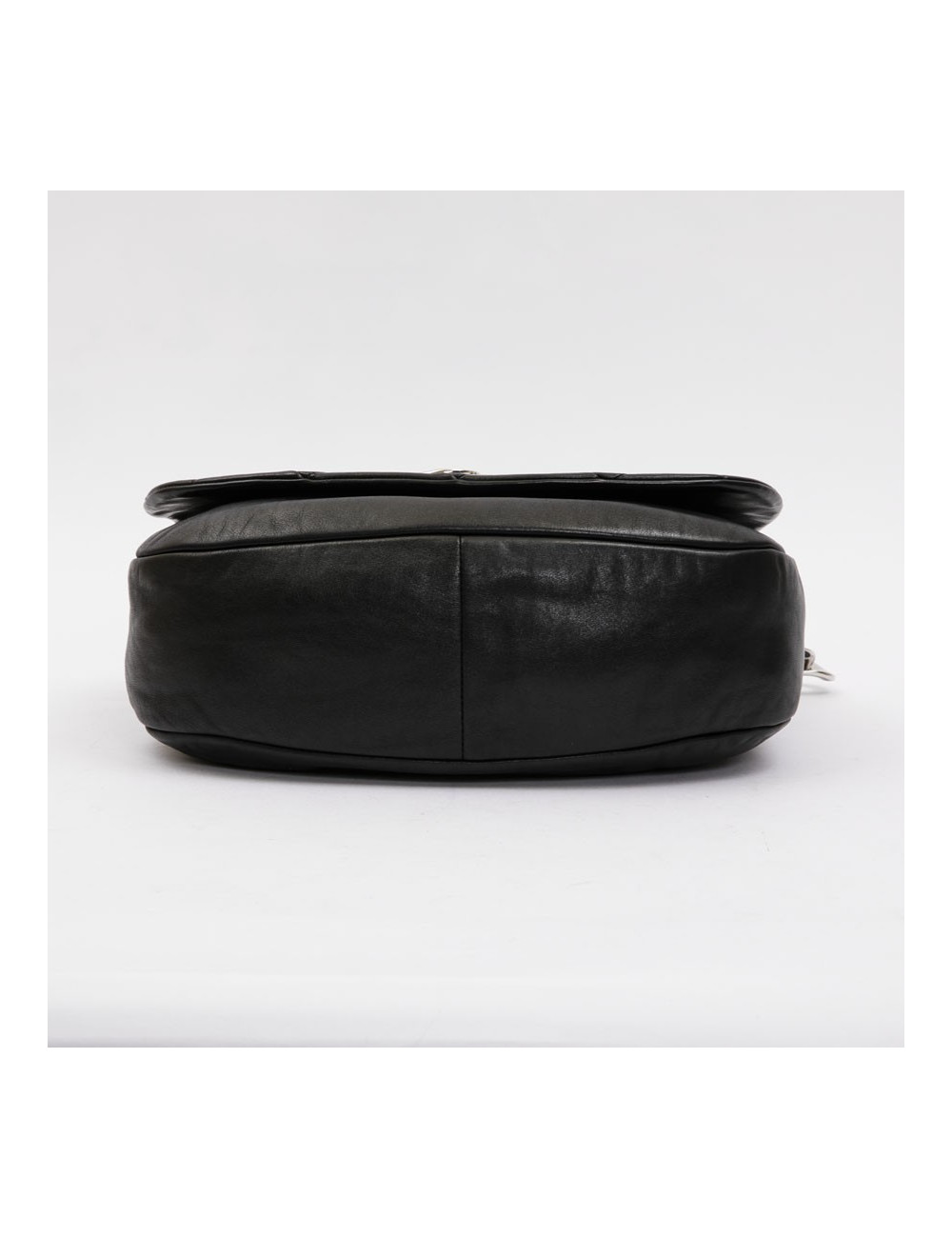 Sac CHANEL cuir d'agneau noir matelassé