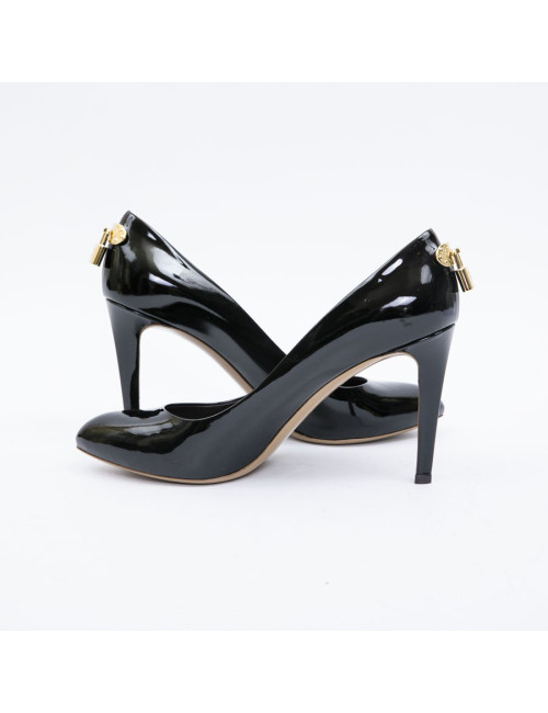 Escarpins LOUIS VUITTON T39,5 cuir verni noir