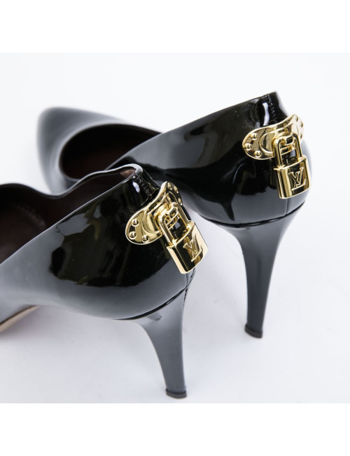 Escarpins LOUIS VUITTON T39,5 cuir verni noir