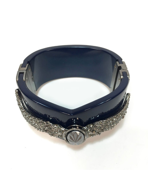 Manchette CHANEL en résine bleue et aile 