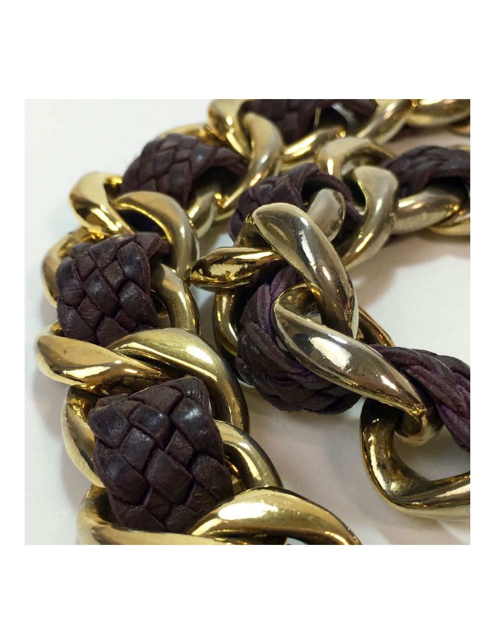 CHANEL vintage belt in gilt chain interlaced with purple braided leather