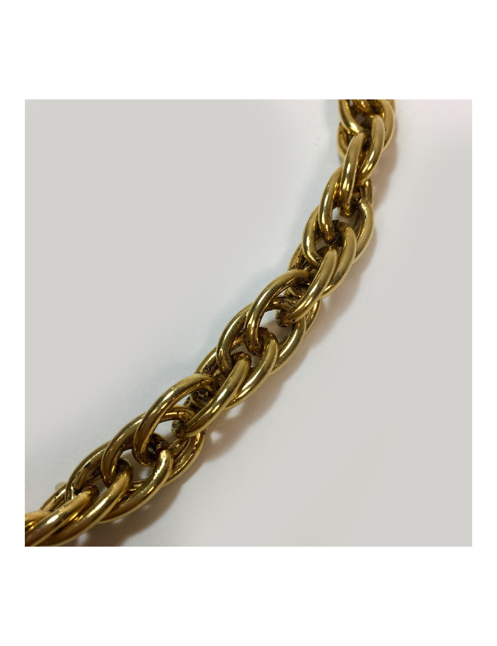 Collier CHRISTIAN LACROIX croix vintage en métal doré et strass