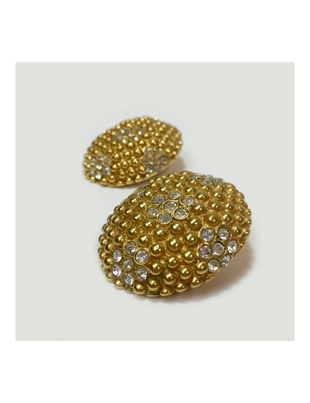 YSL SAINT LAURENT Vintage clip-on earrings in gilt metal and rhinestones