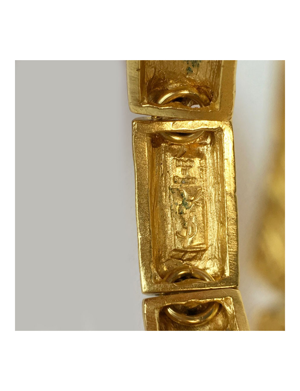 Bracelet YVES SAINT LAURENT rigide doré