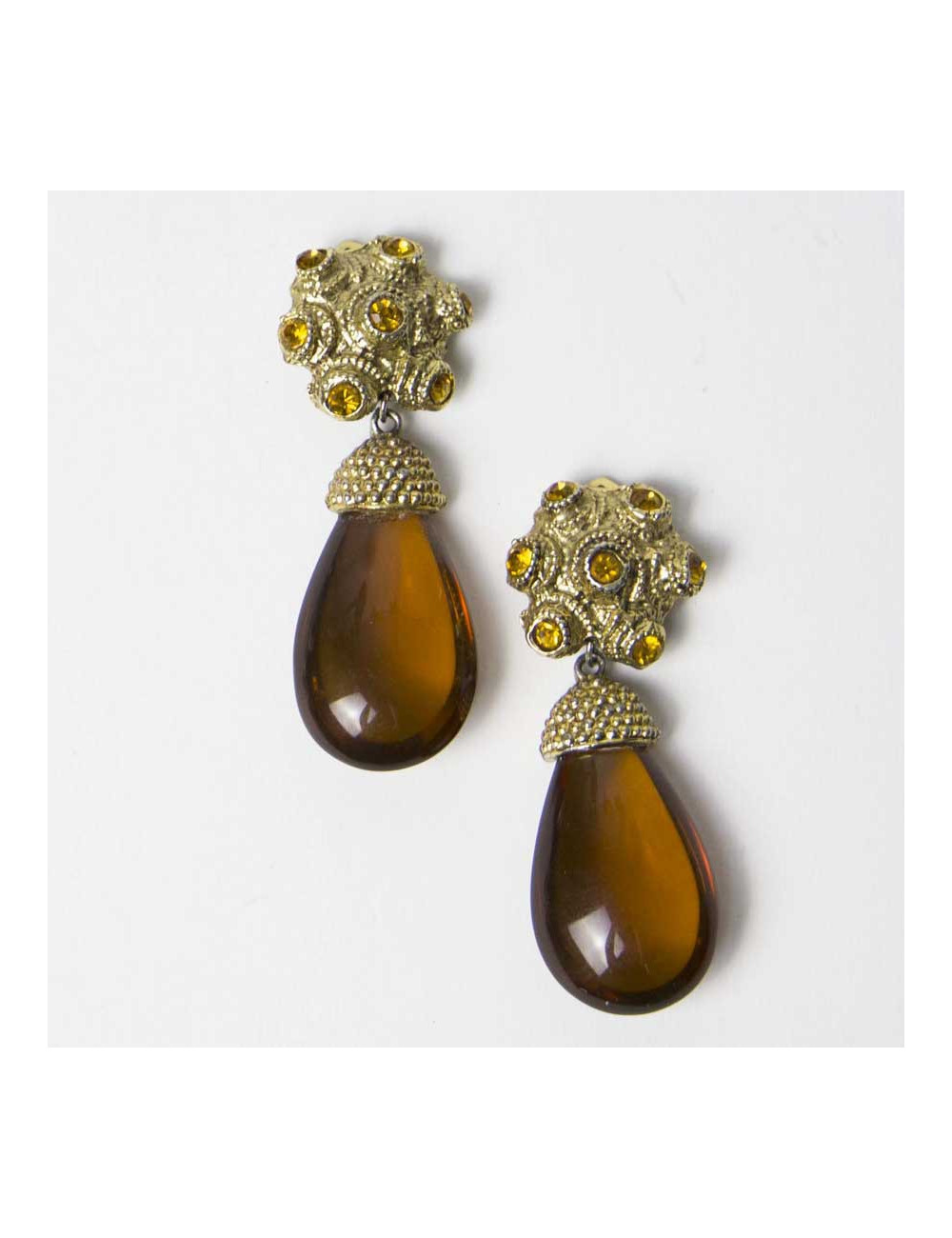 Boucles d'oreilles clips pendantes vintage ambrés sans marque