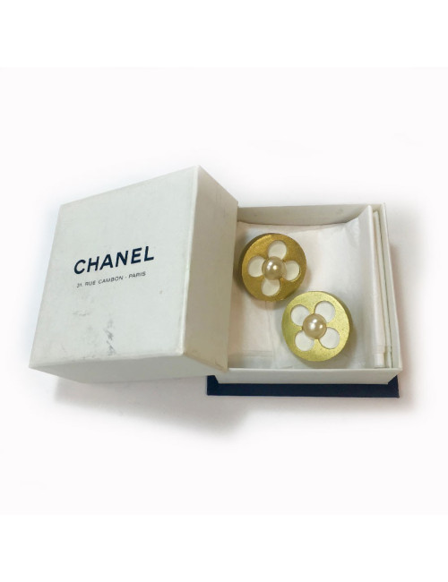 Boucles d'oreille CHANEL