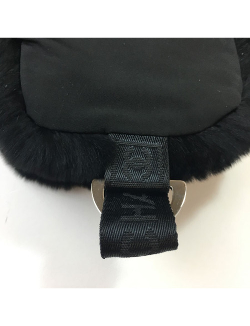 Chapka CHANEL en orylag et tissu noir