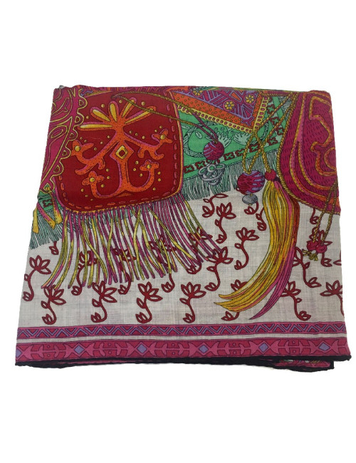 Châle HERMES "Cavaliers du Caucase" en cachemire et soie