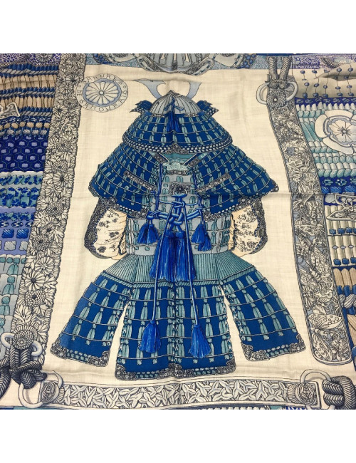 Châle  HERMES 140 x140 cm cachemire et soie