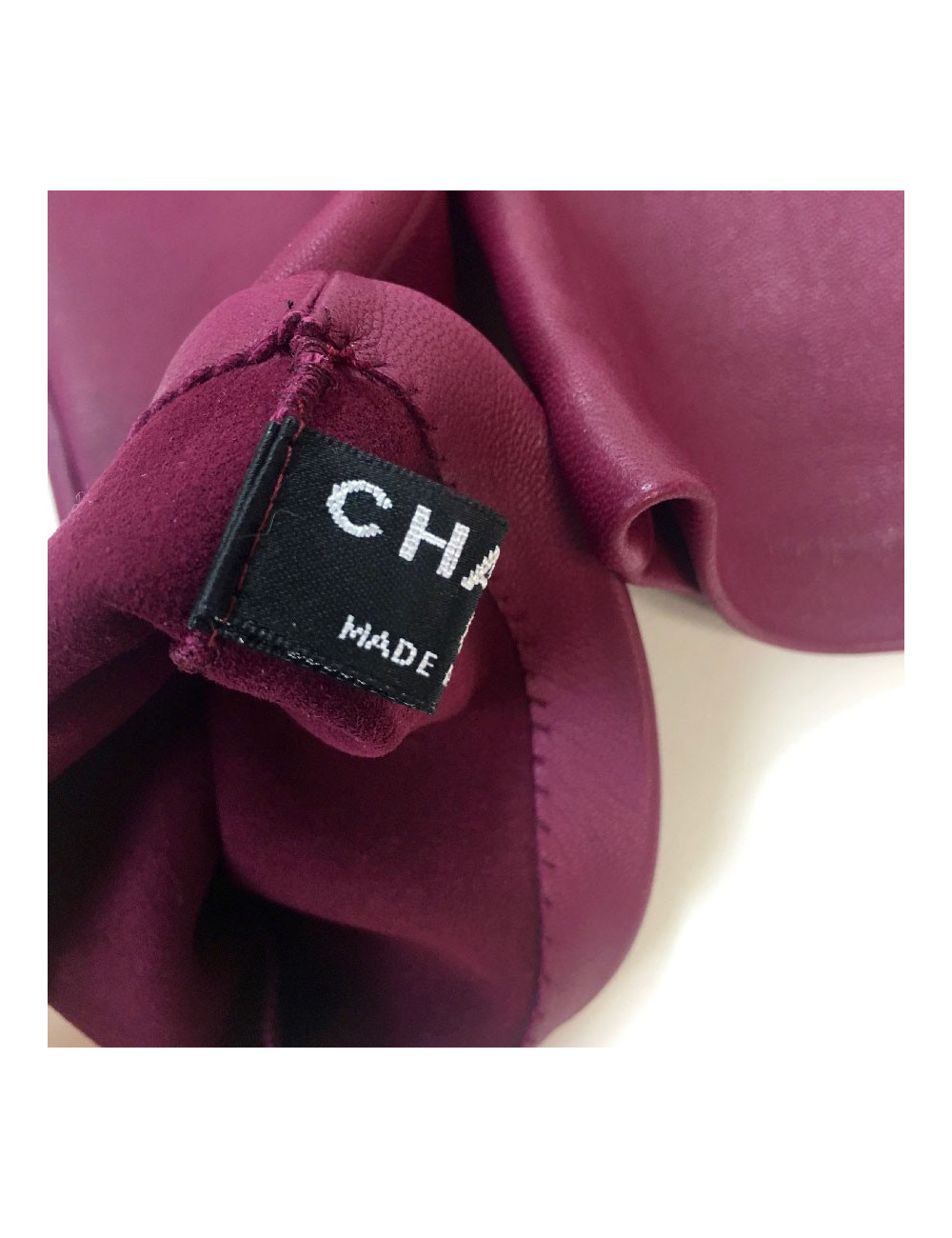 CHANEL long mittens in fuchsia lamb leather size 7,5 EU