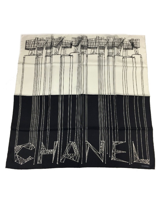 CHANEL scarf in black and white silk