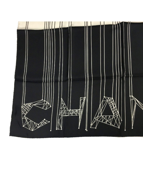 CHANEL scarf in black and white silk