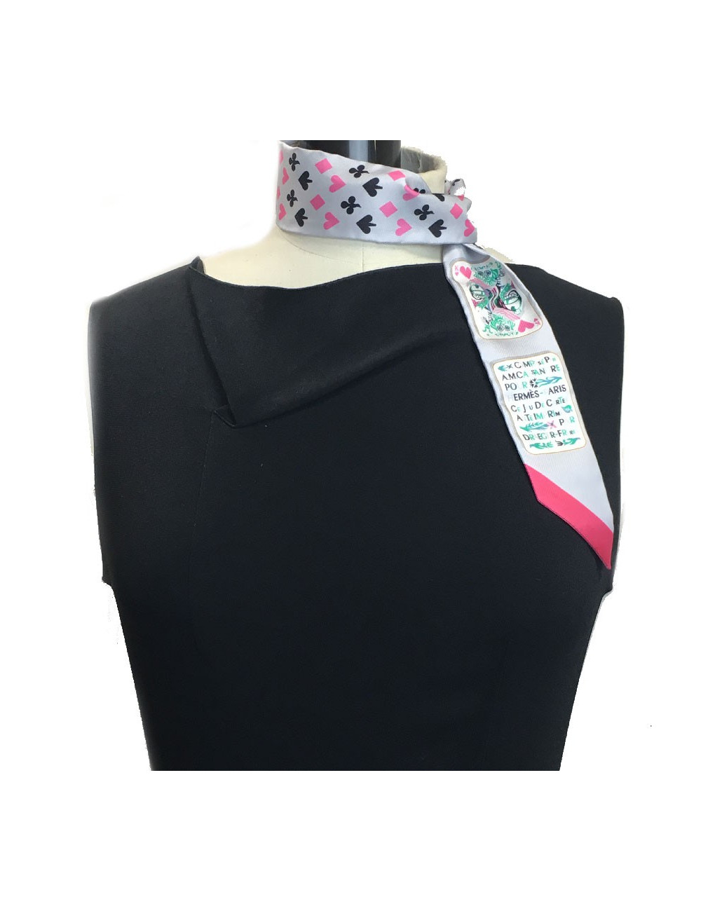 Twilly HERMES "Jeu de cartes" en soie gris et rose