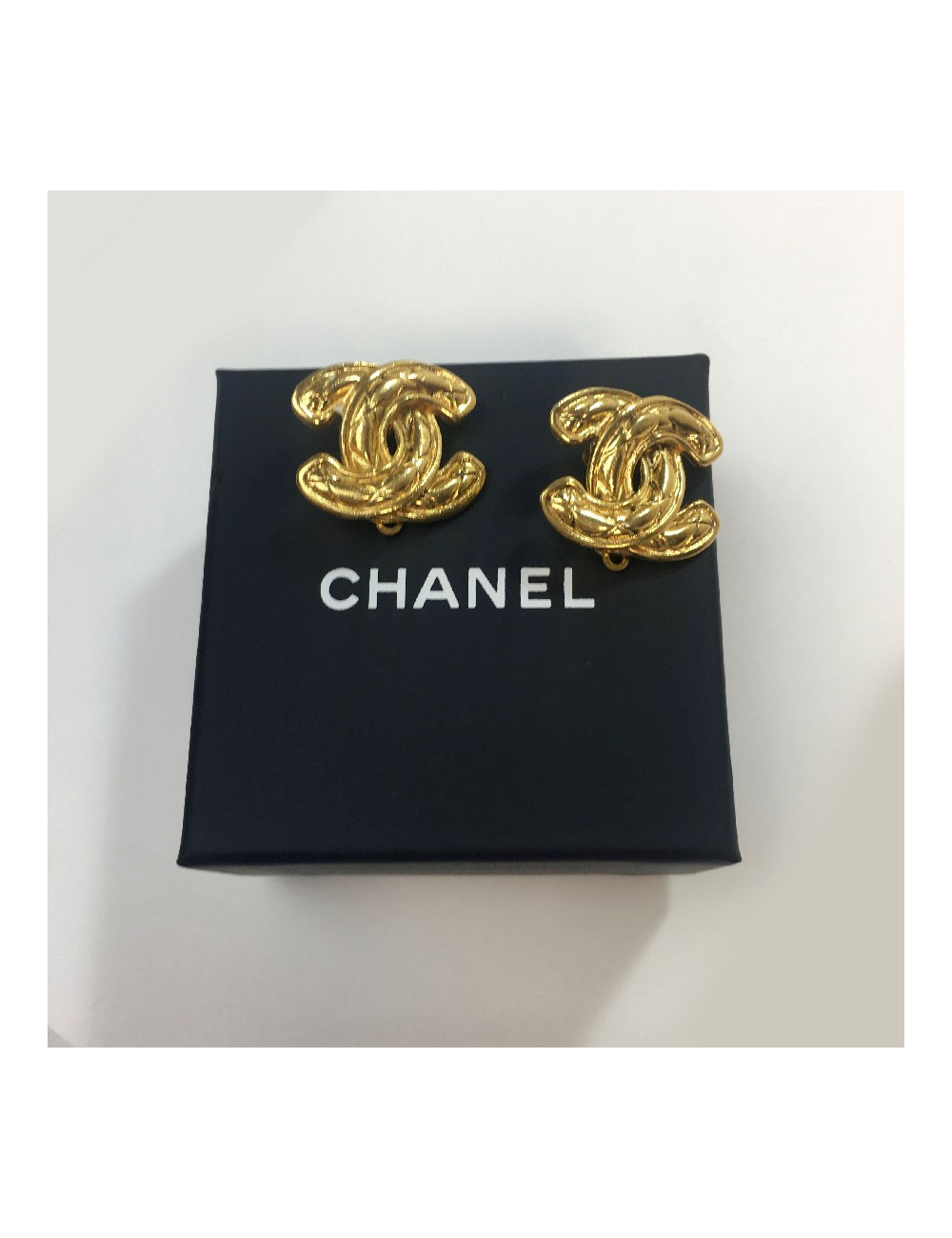 Boucles d'oreille clips CHANEL