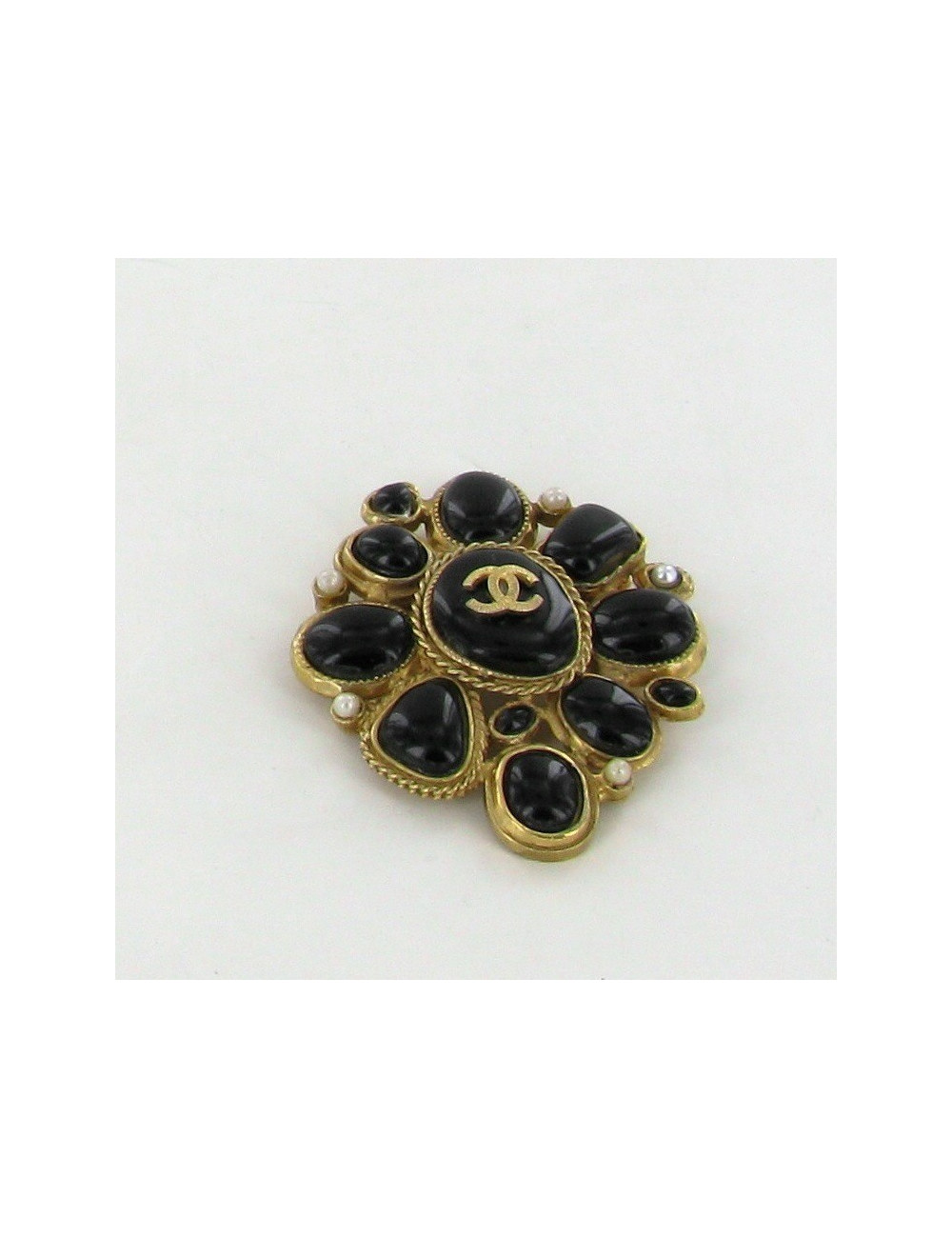 broche CHANEL or vieilli