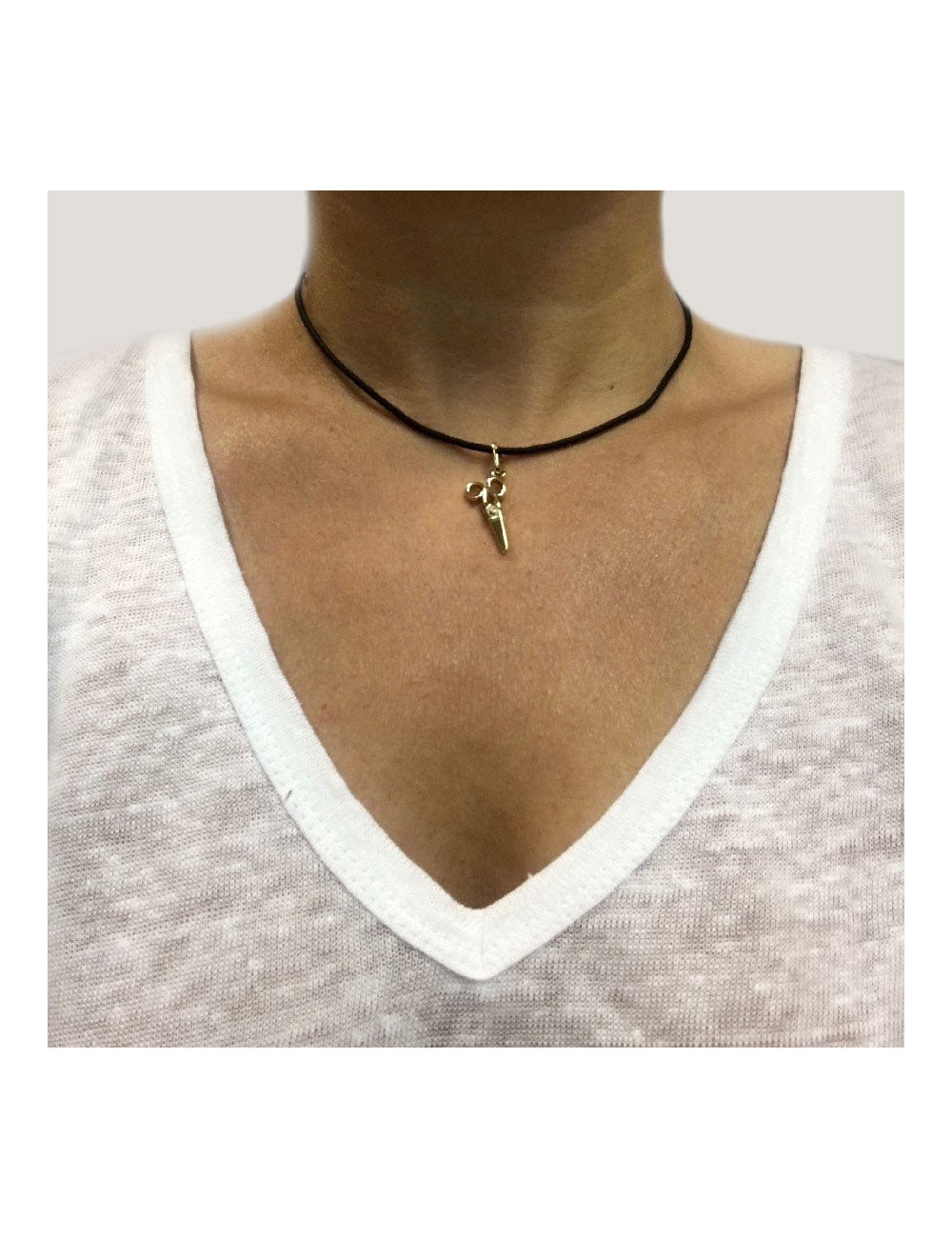 DIOR necklace with a scissors charm in gold and small diamond