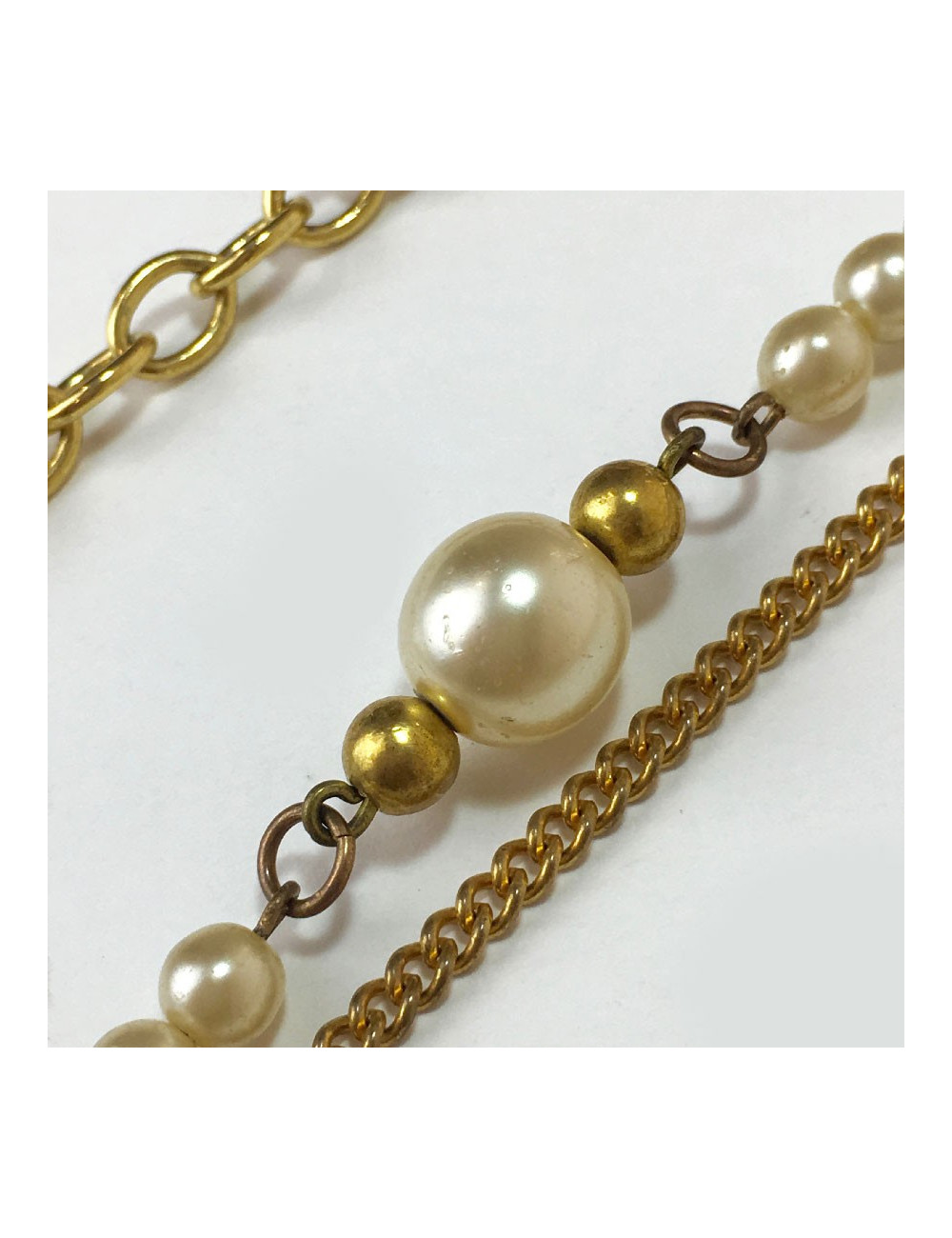 Collier YVES SAINT LAURENT vintage multi rangs de chaines dorées et perles