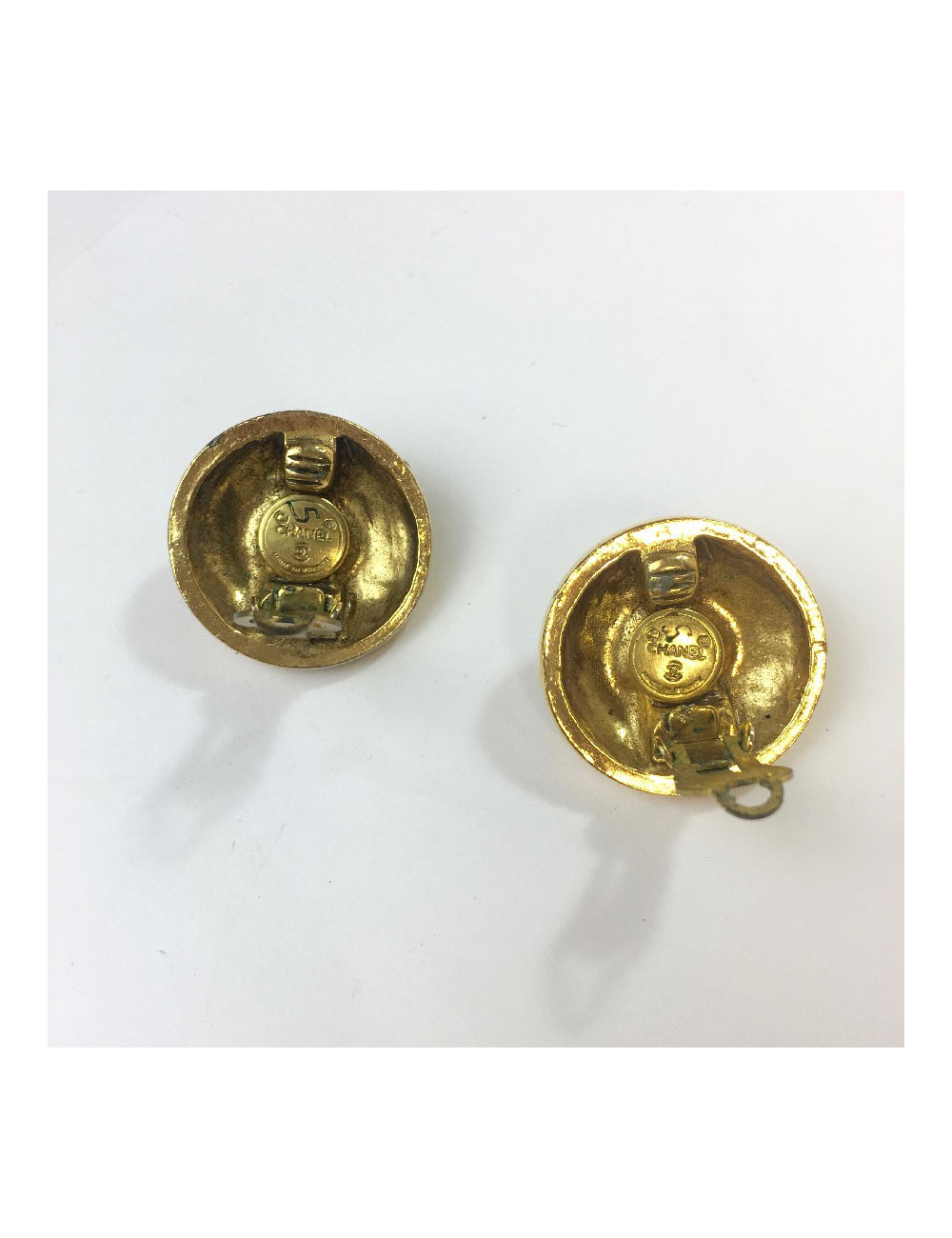 Boucles d'oreille clips CHANEL Vintage dorées et strass