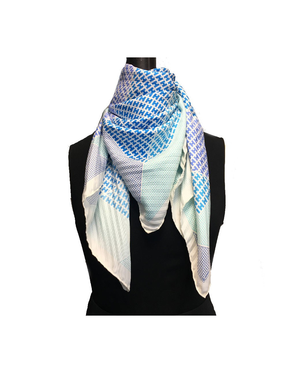 Carré HERMES en soie