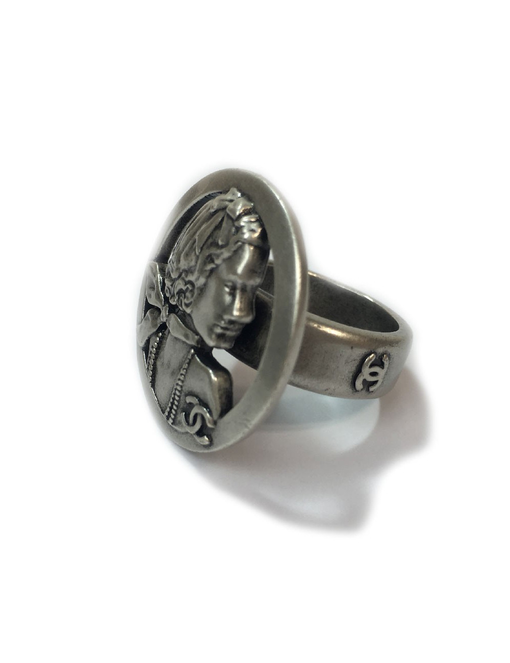 Bague Coco CHANEL T52 métal argenté 