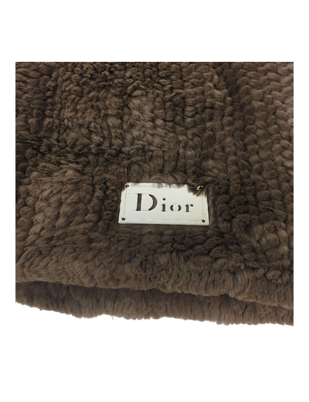 E.S Châle DIOR en vison tricoté marron