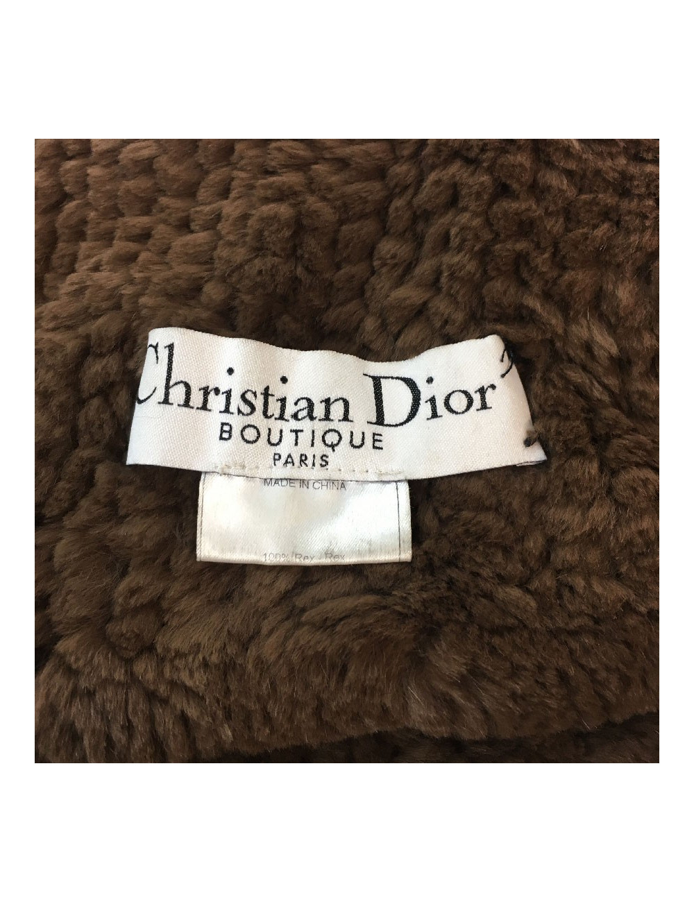 E.S Châle DIOR en vison tricoté marron