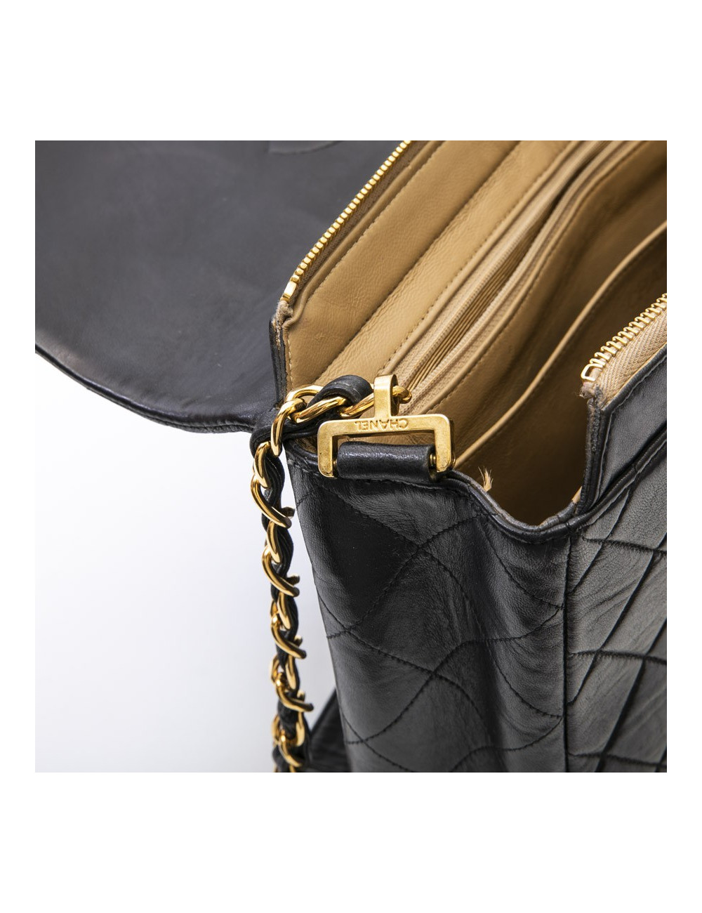 Sac Jumbo CHANEL cuir d'agneau matelassé noir Vintage