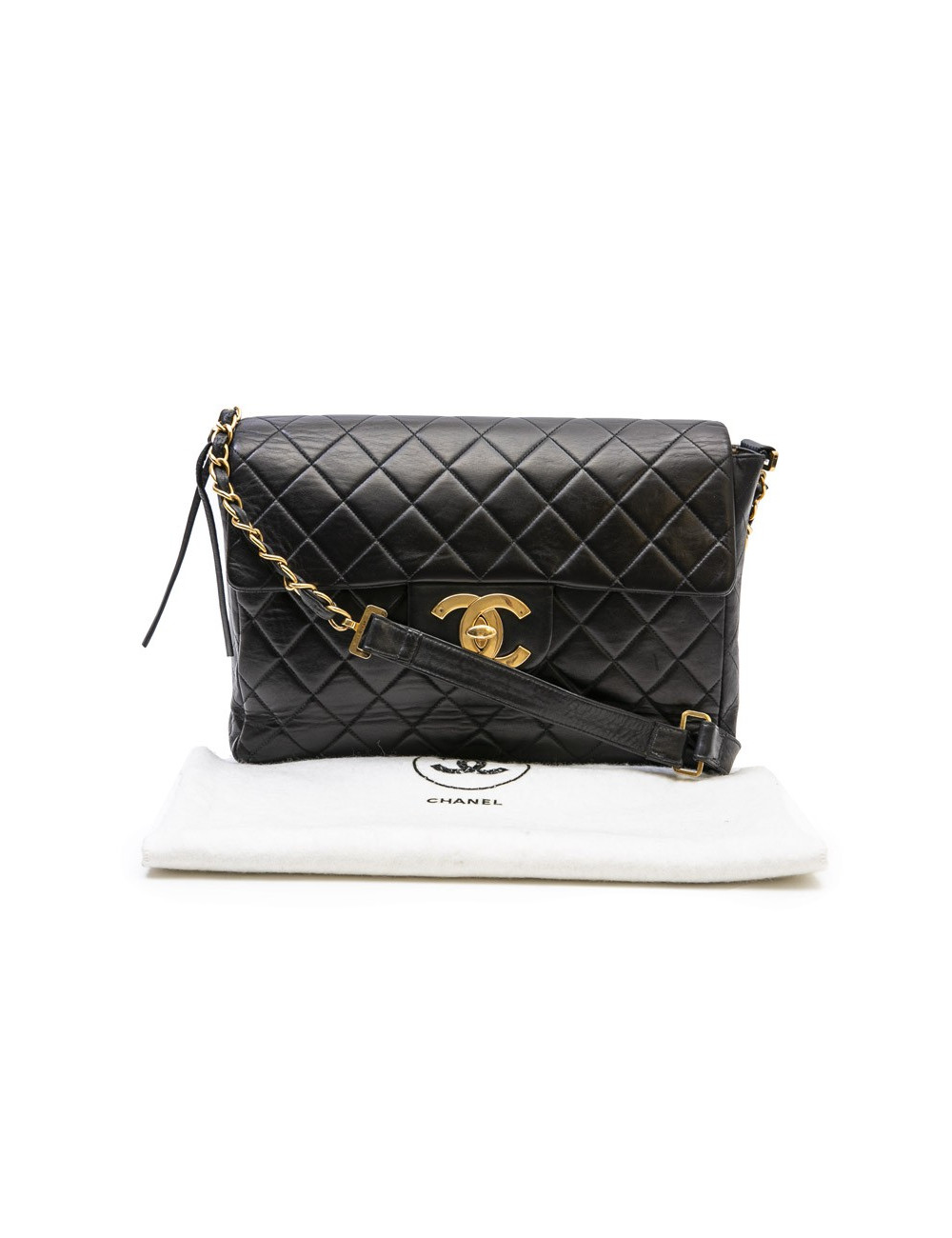 CHANEL vintage jumbo bag in black quilted leather