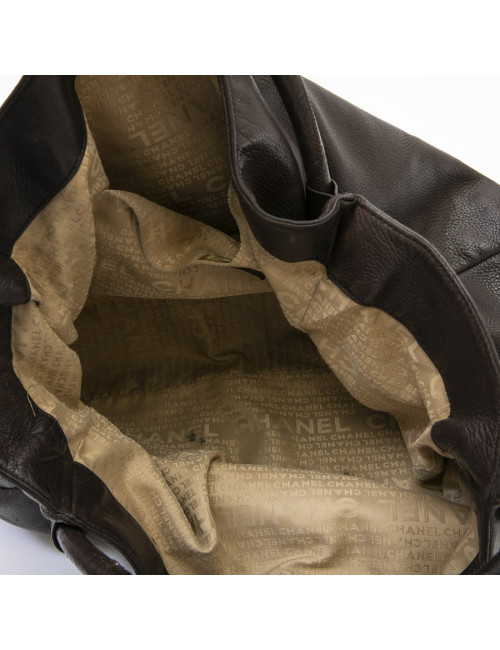 CHANEL bag in dark brown leather