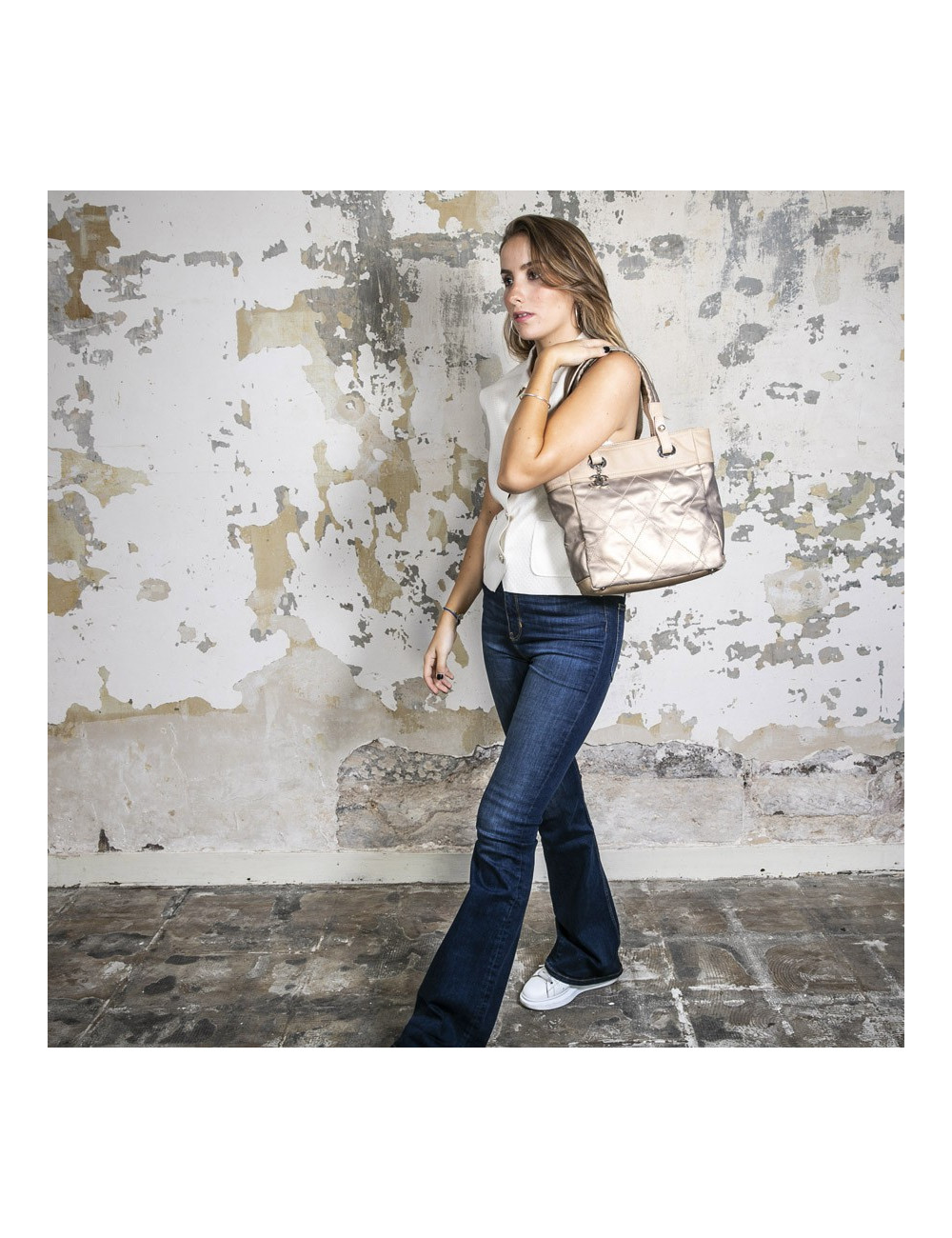 CHANEL Biarritz bag in gold beige quilted canvas