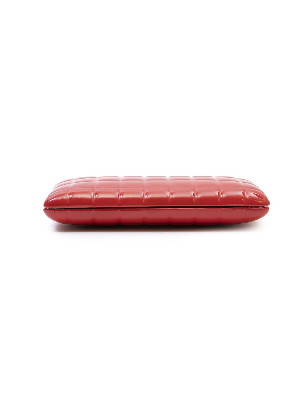 CHANEL clutch in red patent leather