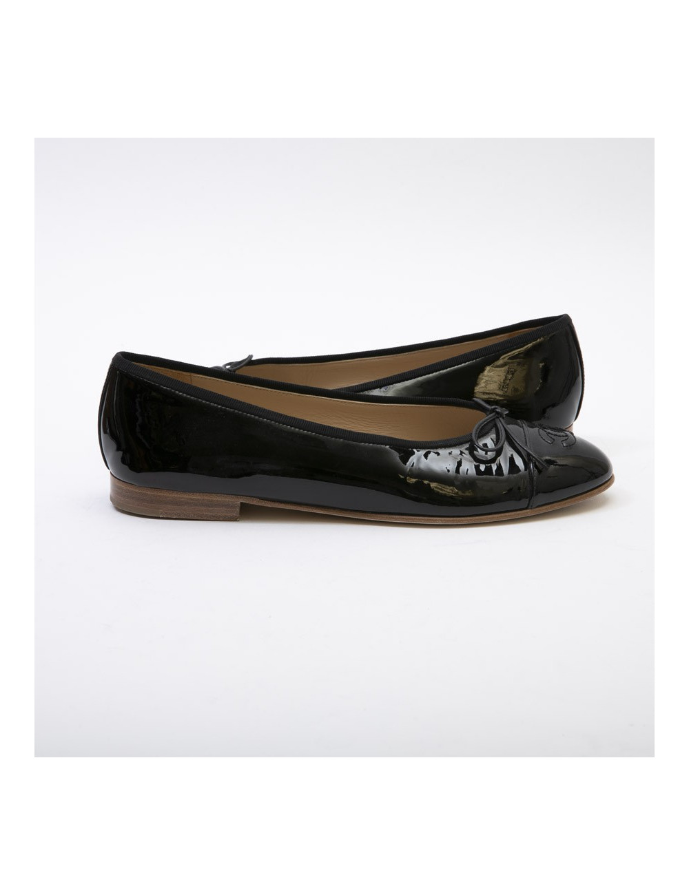 CHANEL ballerinas in black patent leather size 39.5