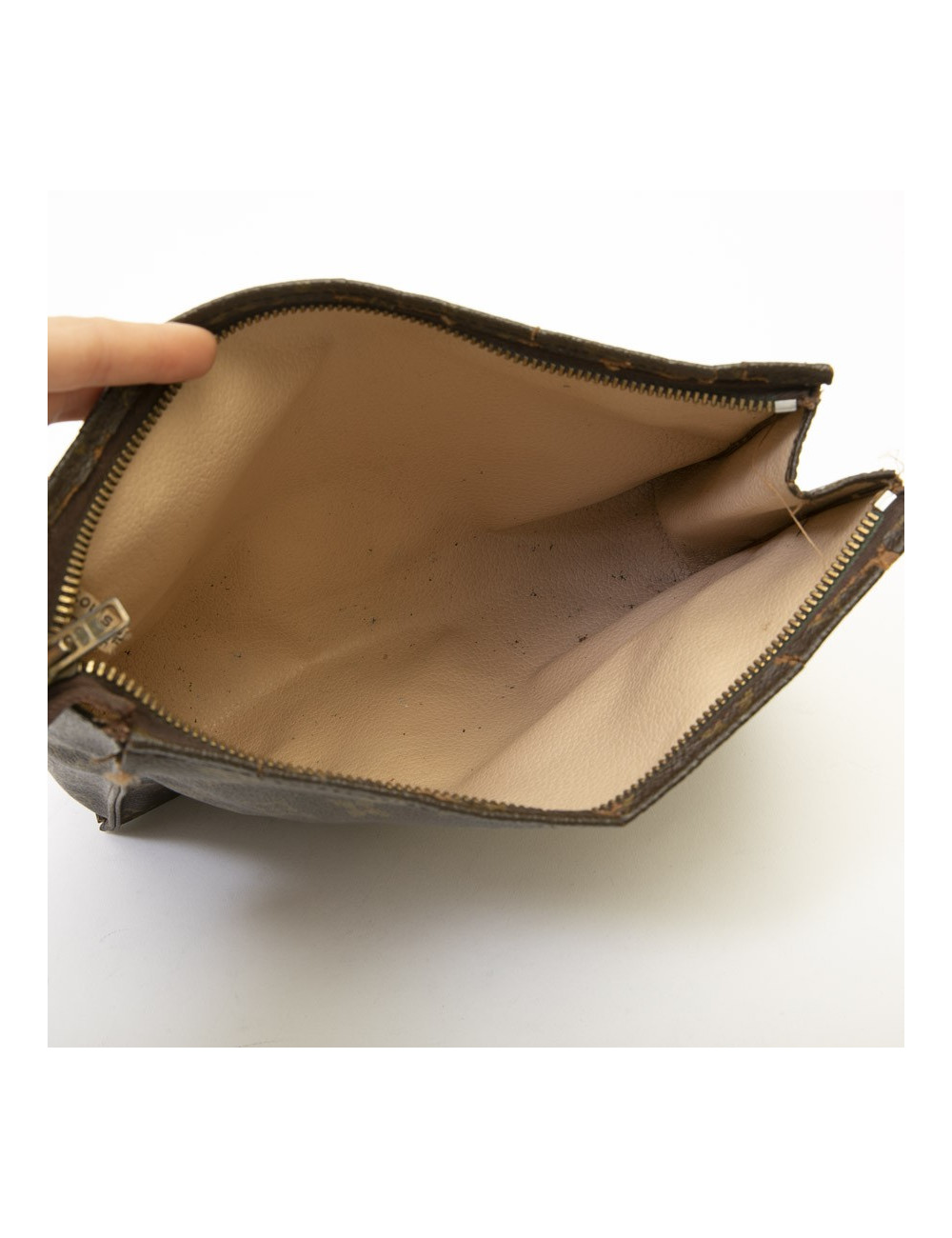 Pochette  de toilette LOUIS VUITTON toile monogram