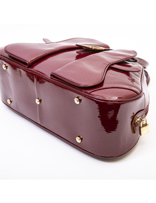 Sac DIOR saddle cuir verni rouge monogrammé