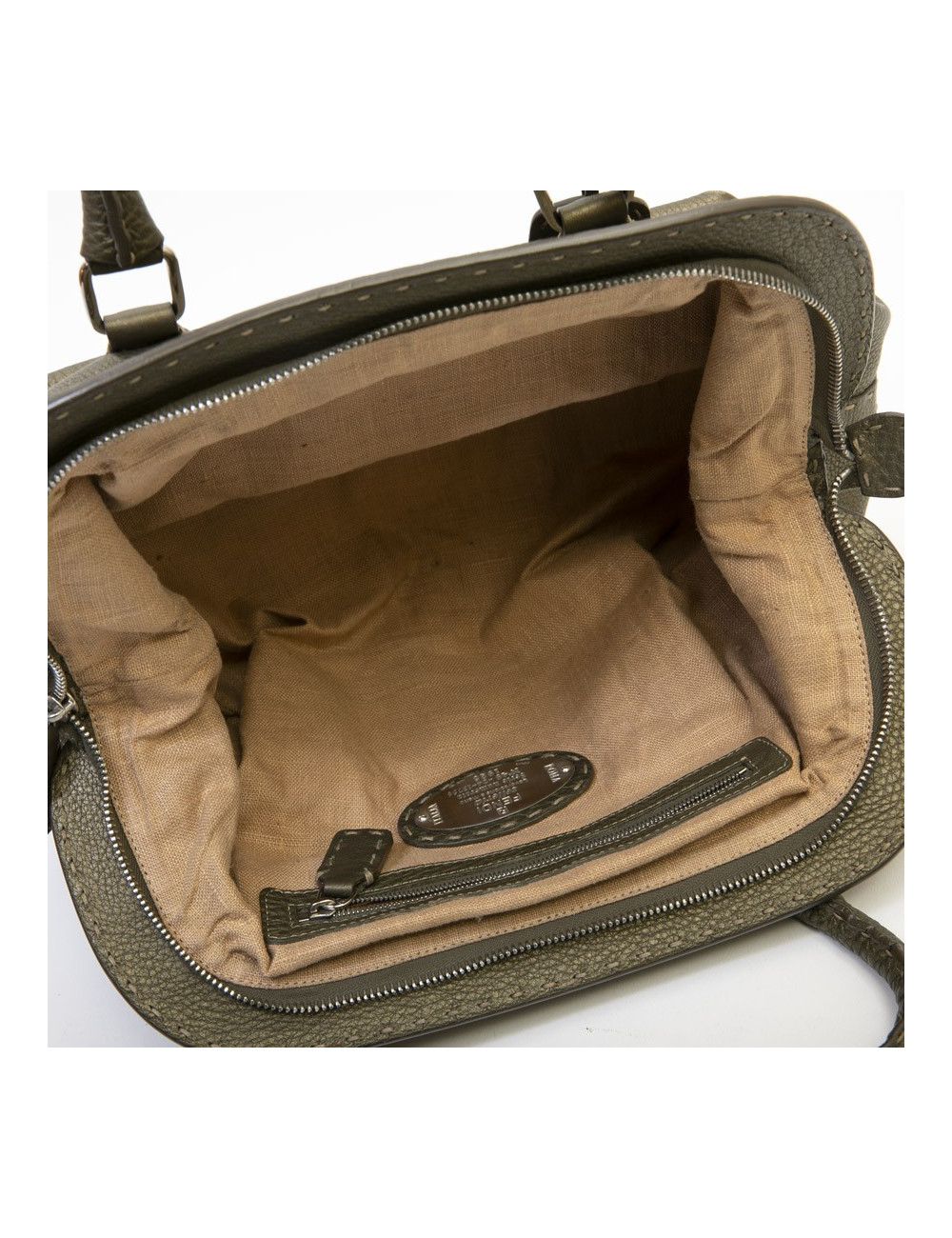 Sac FENDI cuir grainé vert kaki