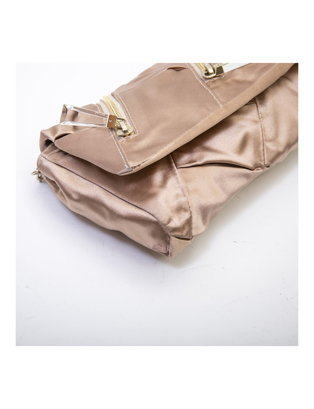 Sac CHRITIAN LOUBOUTIN en satin duchesse beige rosé