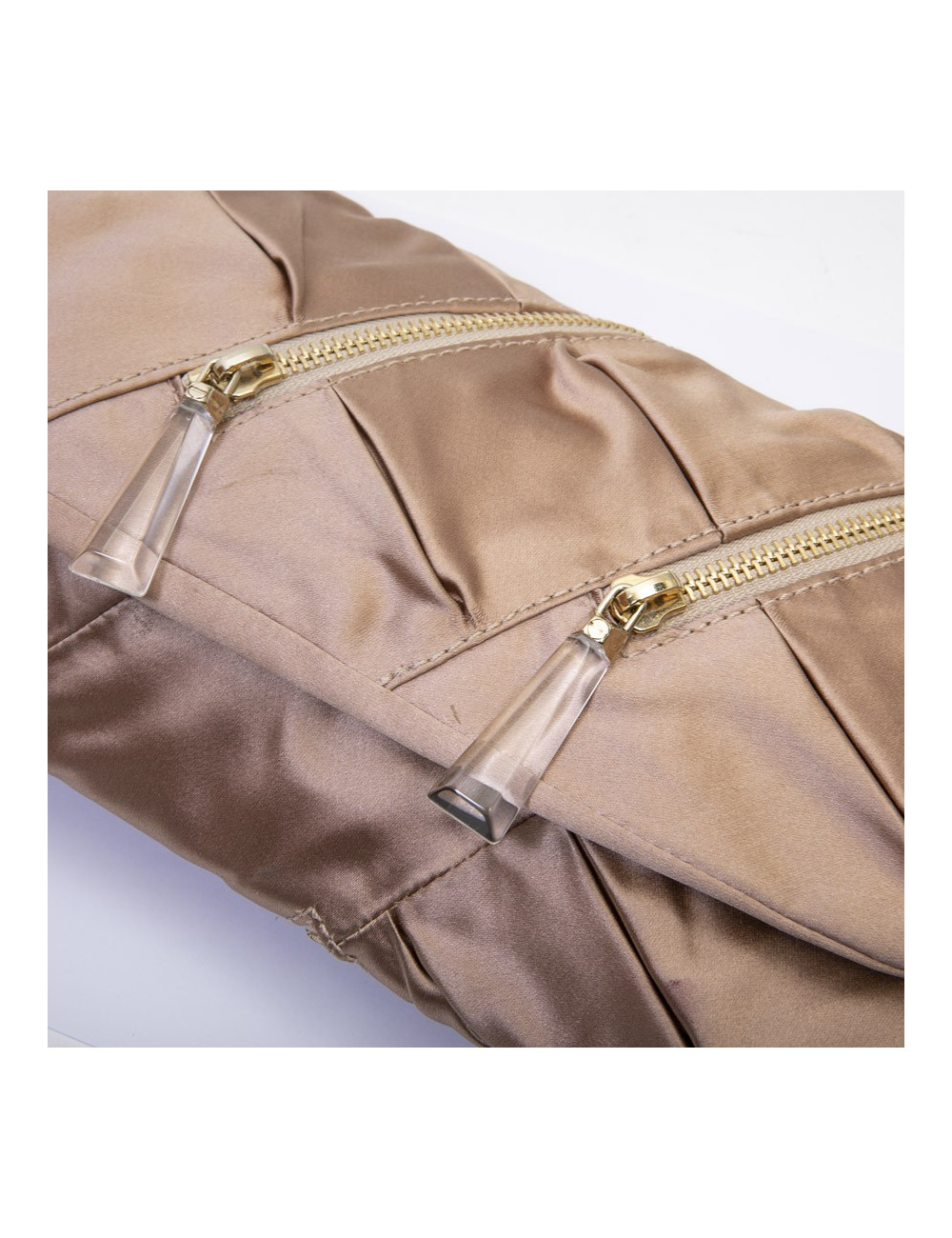 Sac CHRISTIAN LOUBOUTIN en satin duchesse beige rosé