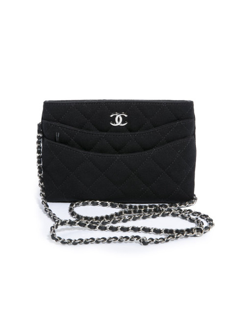 Pochette CHANEL avec chaine 