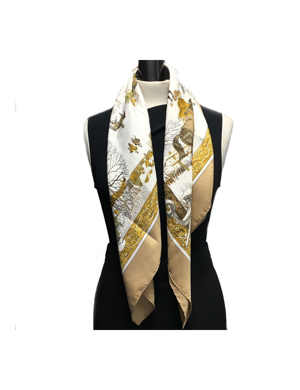 Carré HERMES L'hiver en soie beige