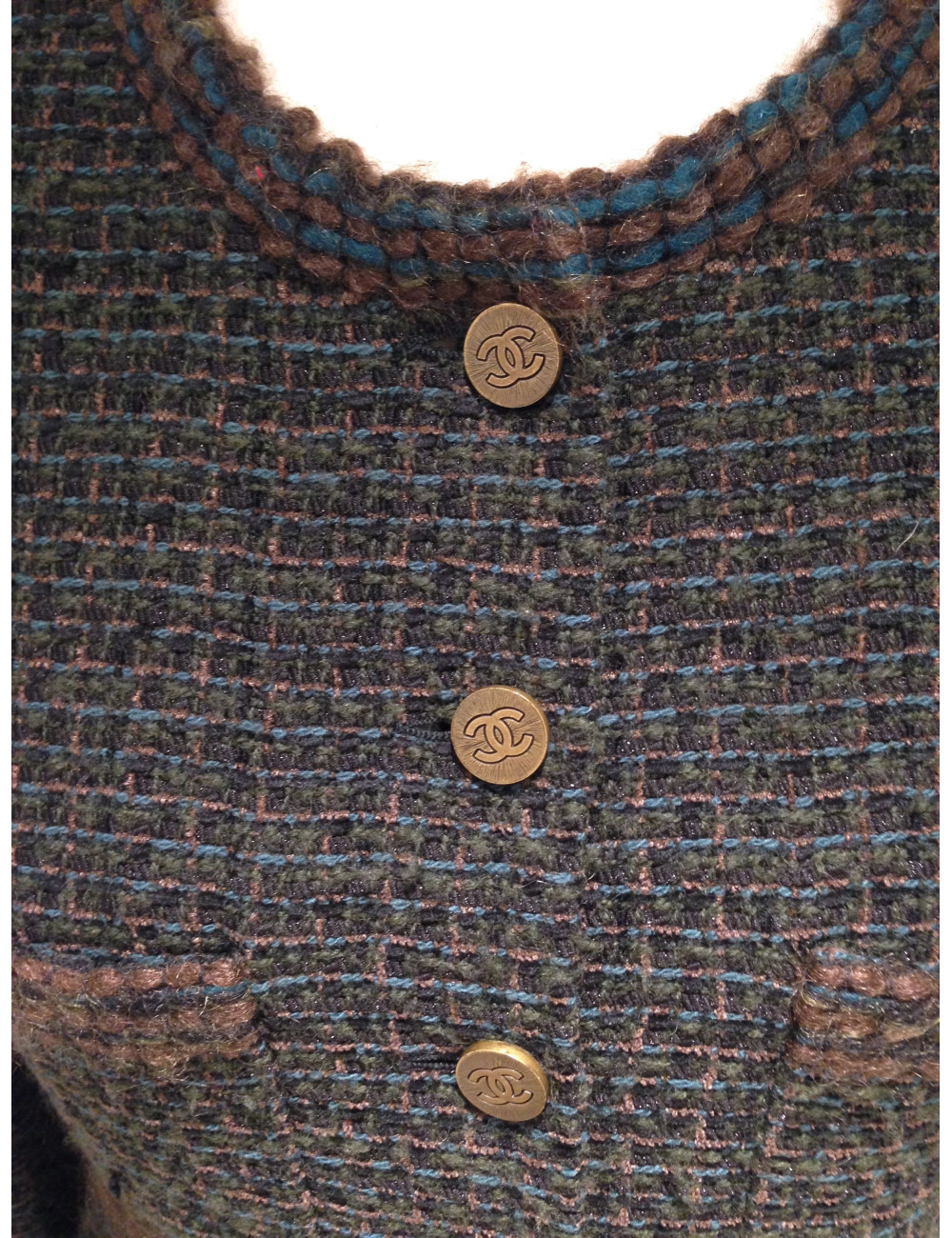 Veste CHANEL en tweed vert foncé et ornements bronze