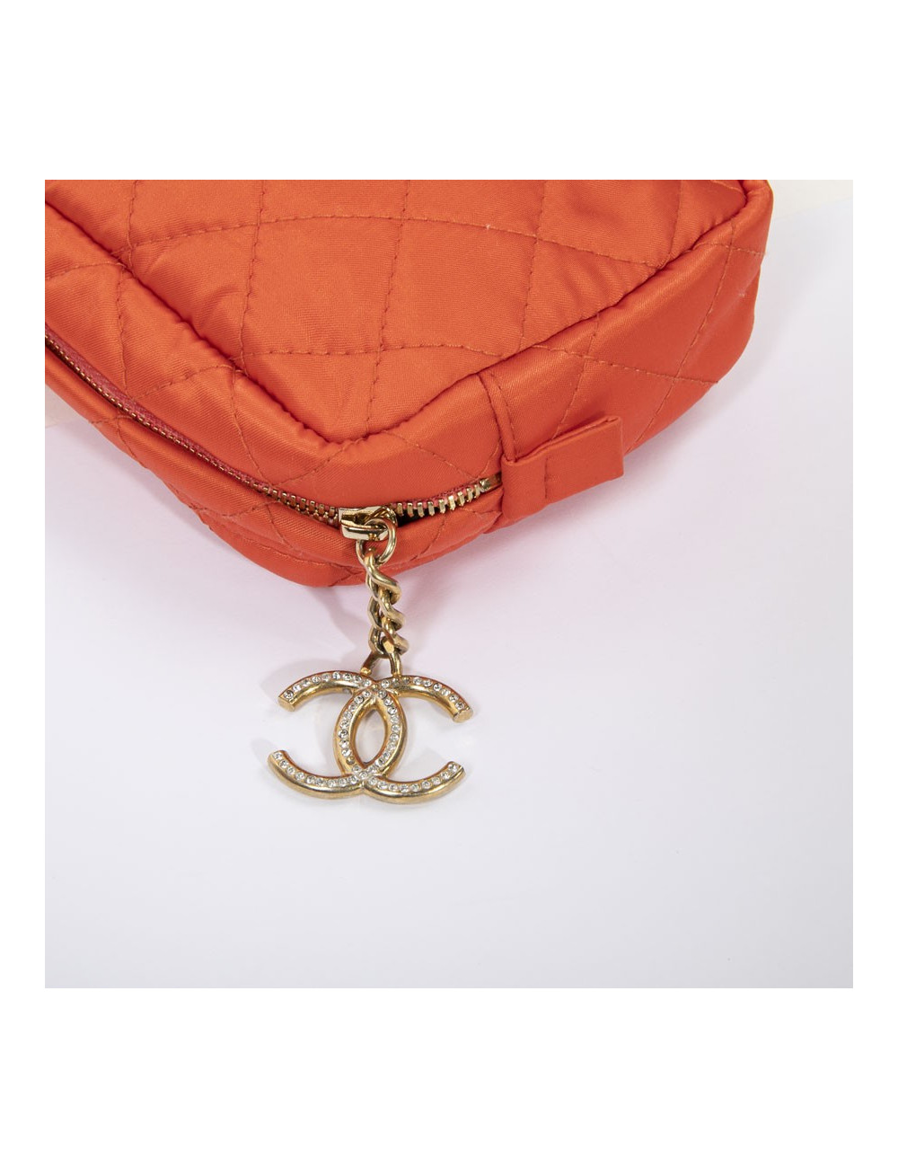 Pochette CHANEL toile parachute orange